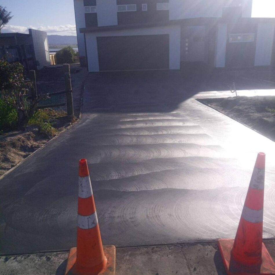 Concrete Driveways - The Perfect Blend of Durability & Aesthetics